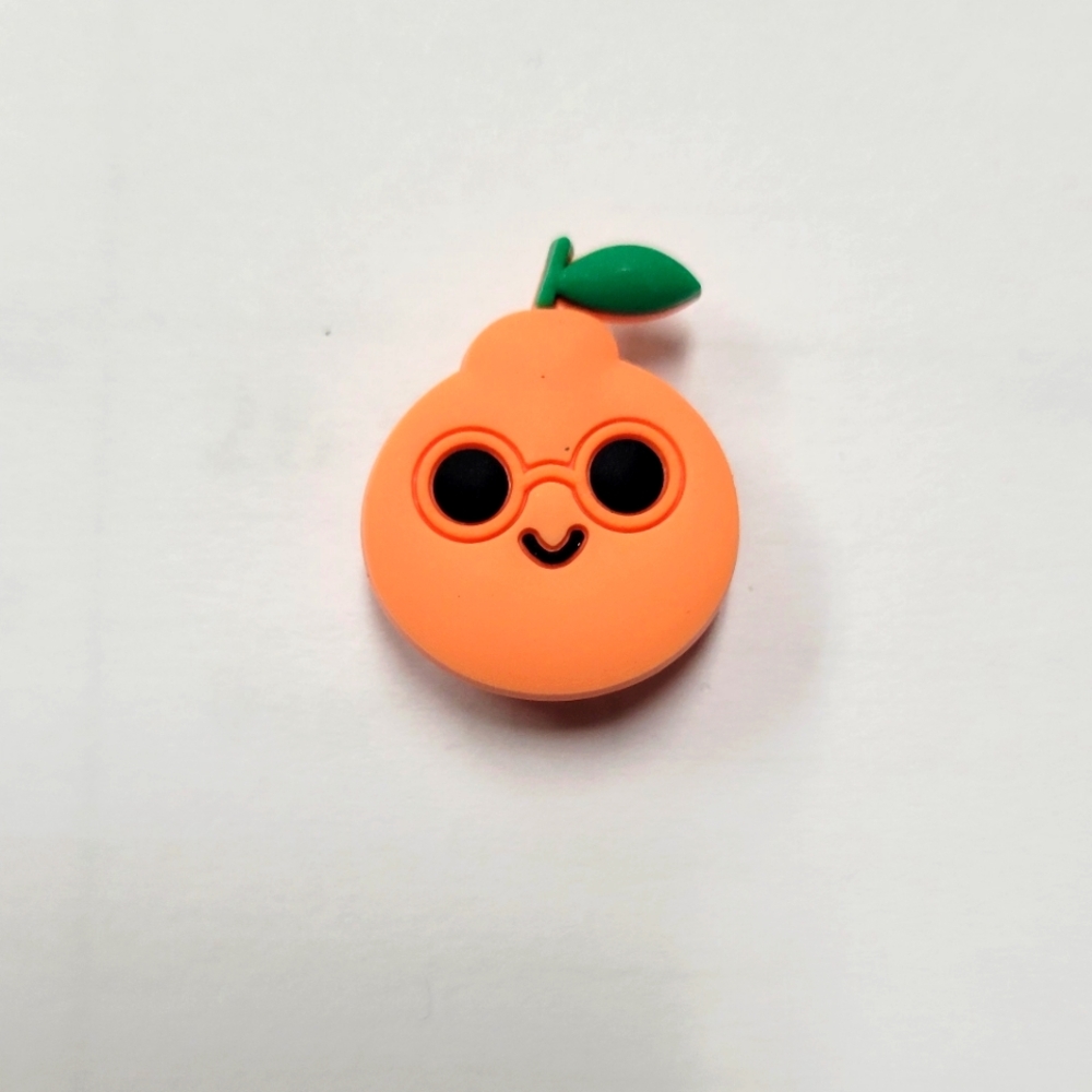 4/$10💥 Peach Croc Charm